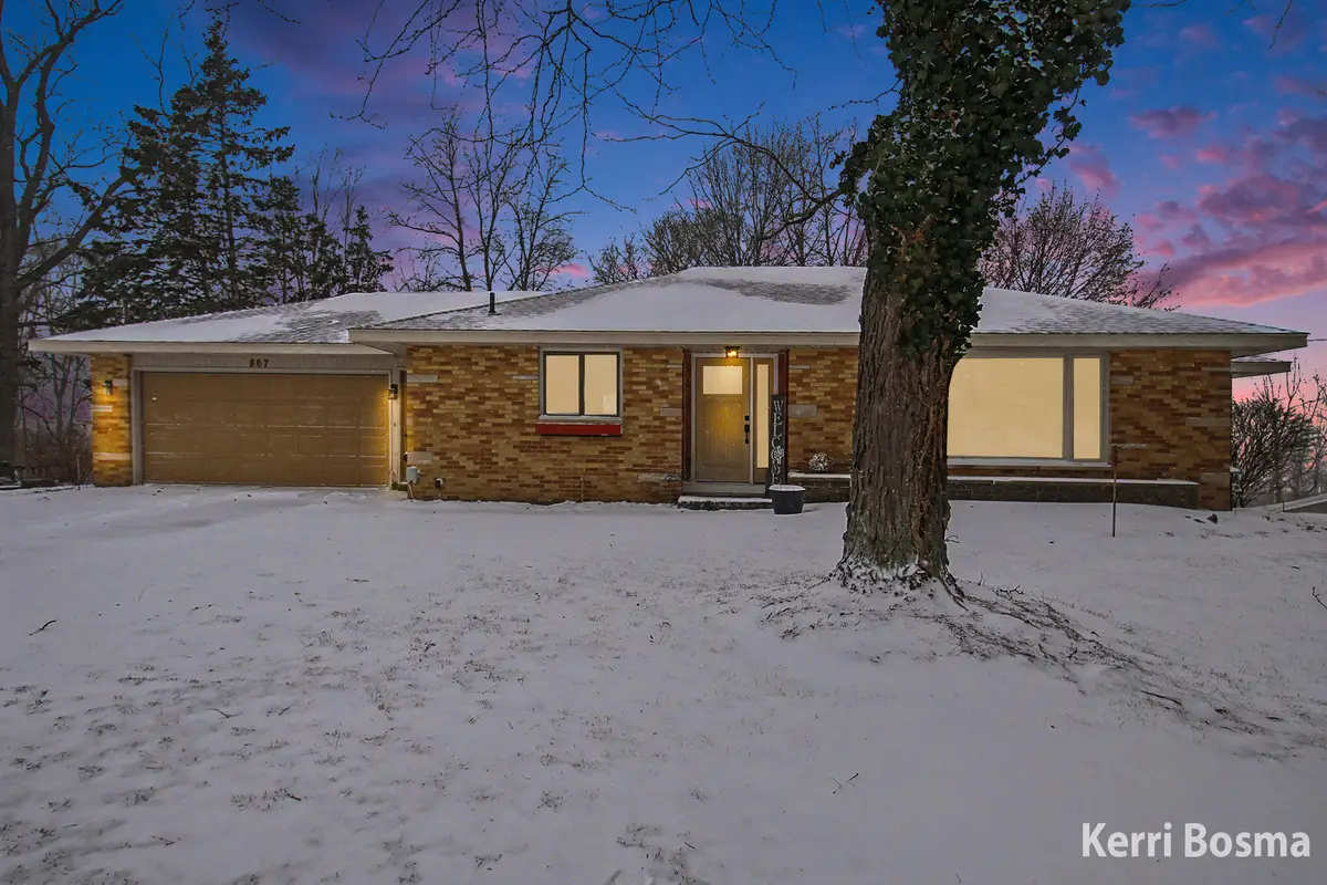 867 Paw Paw Drive, Holland, MI 49423 - Image #1