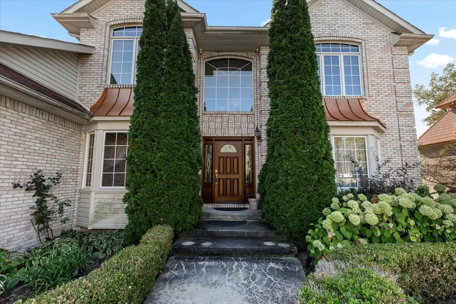 138 Evaline Drive, Troy, MI 48085 - Image #2