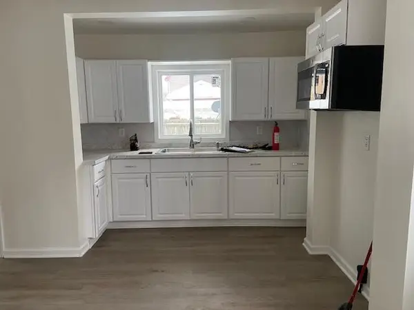 1006 Hays Park Avenue, Kalamazoo, MI 49001