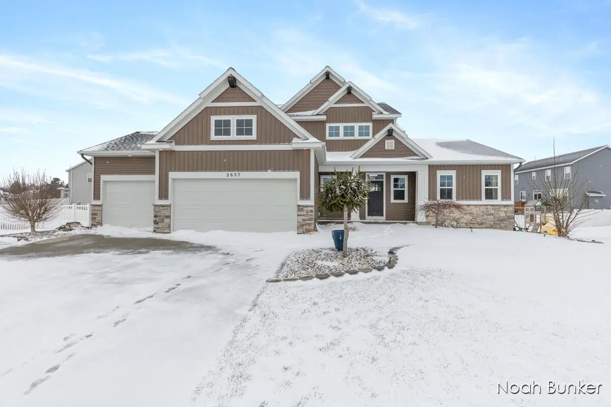 3857 Winsome Drive, Hudsonville, MI 49426 - Image #1