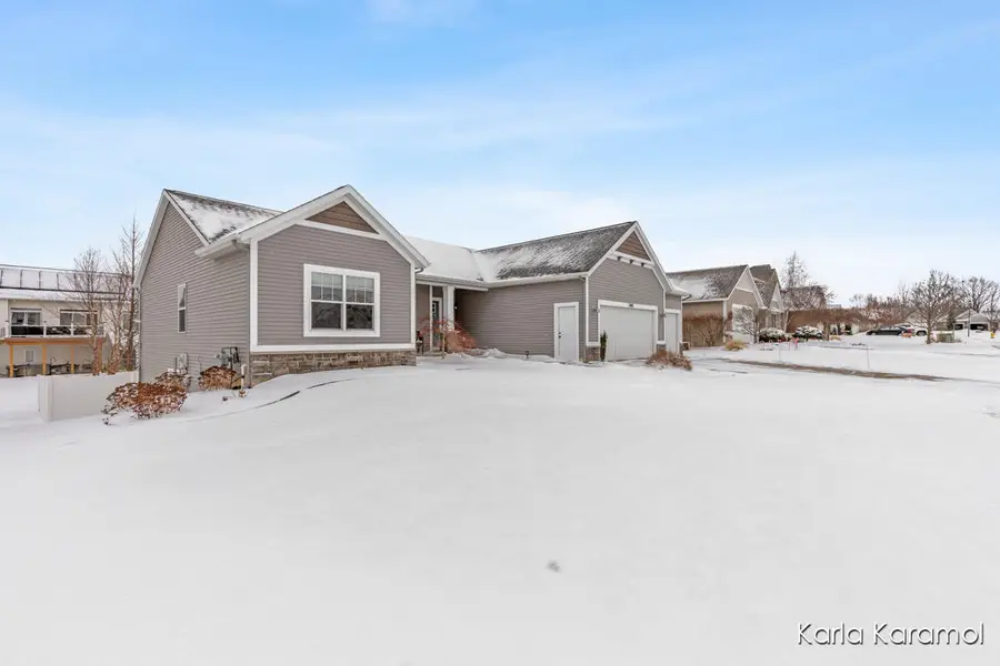 3483 Stephanie Drive, Hudsonville, MI 49426 - Image #2