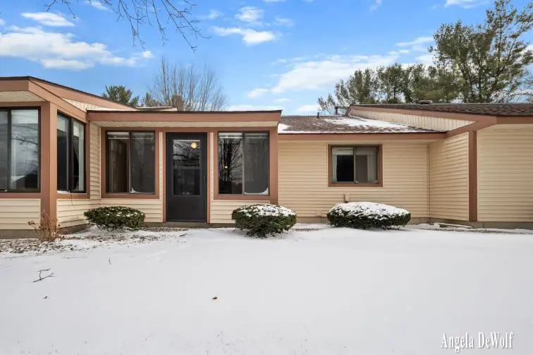 318 Aniline Avenue N, Holland, MI 49424 - Image #2