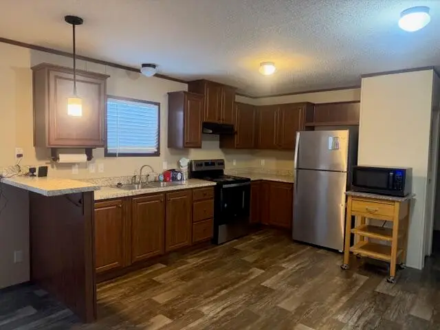 104 Robinhood Drive, Fremont, MI 49412 - Image #3