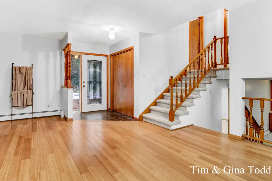 16565 Beechnut Court, Grand Haven, MI 49417 - Image #3