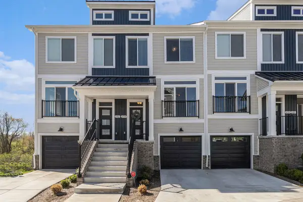 2759 Bristol Ridge Drive, Ann Arbor, MI 48105