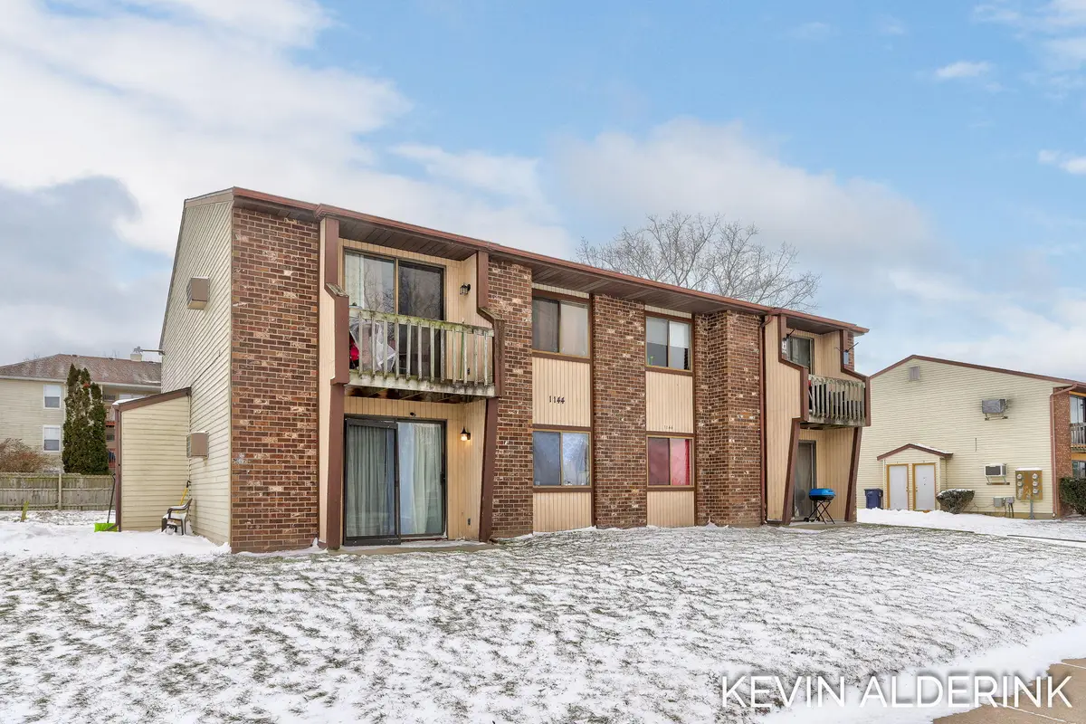 1144 Country Lane, Holland, MI 49423 - Image #1