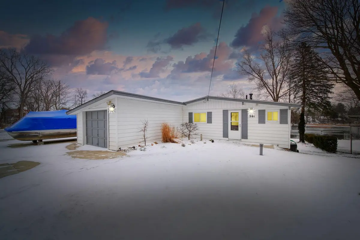 261 Somerset Drive, Brooklyn, MI 49230 - Image #1