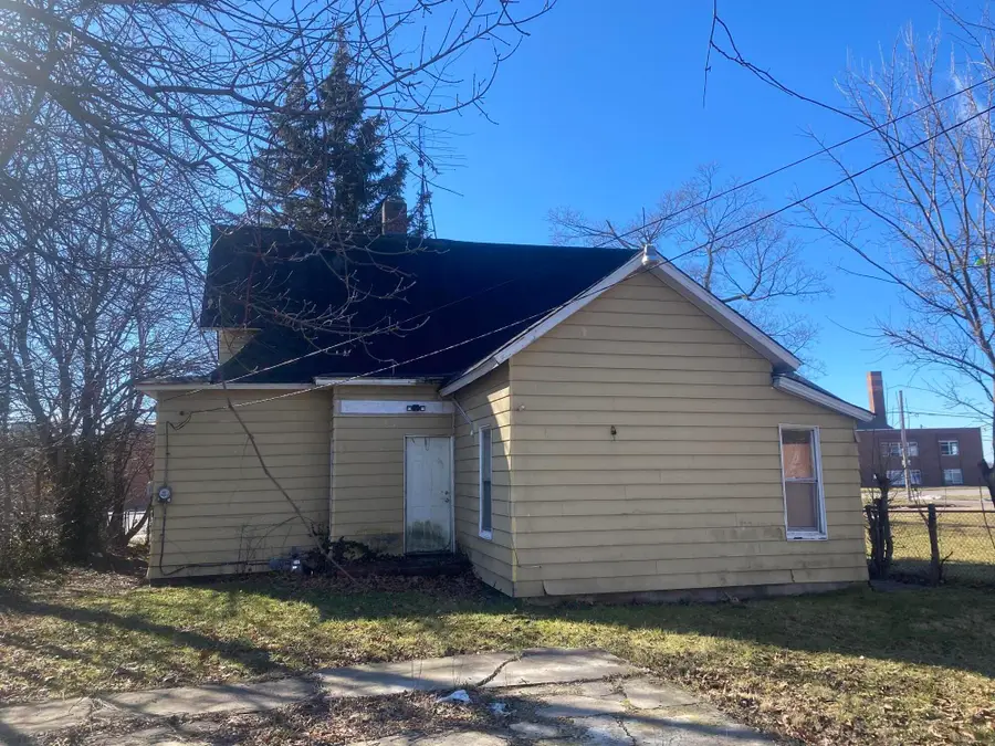 309 High Street, Benton Harbor, MI 49022 - #3