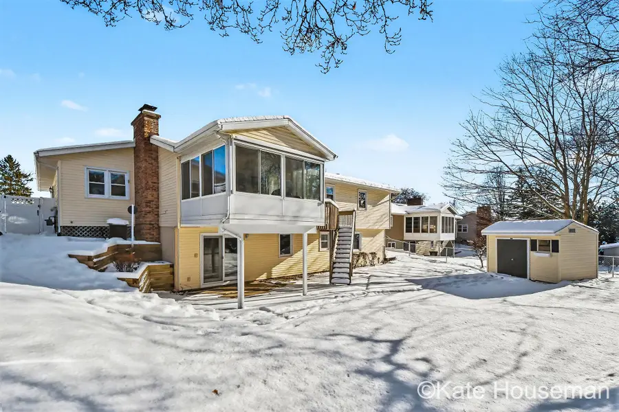 1921 Camille Drive Se, Grand Rapids, MI 49546 - Image #3