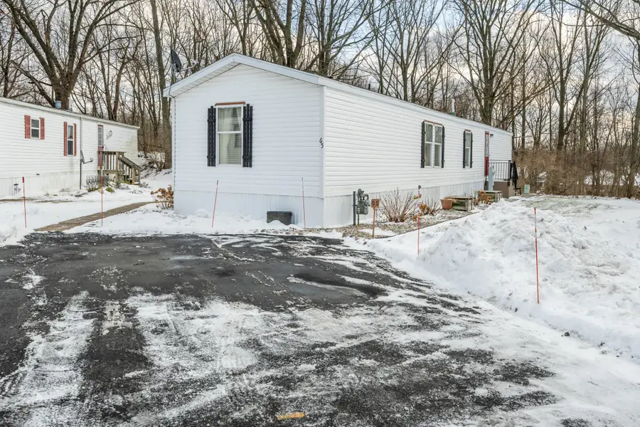 1565 M-63 #65, Benton Harbor, MI 49022 - Image #2