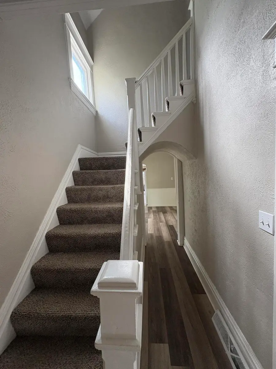 2221 Palace Avenue Sw, Grand Rapids, MI 49507 - Image #2