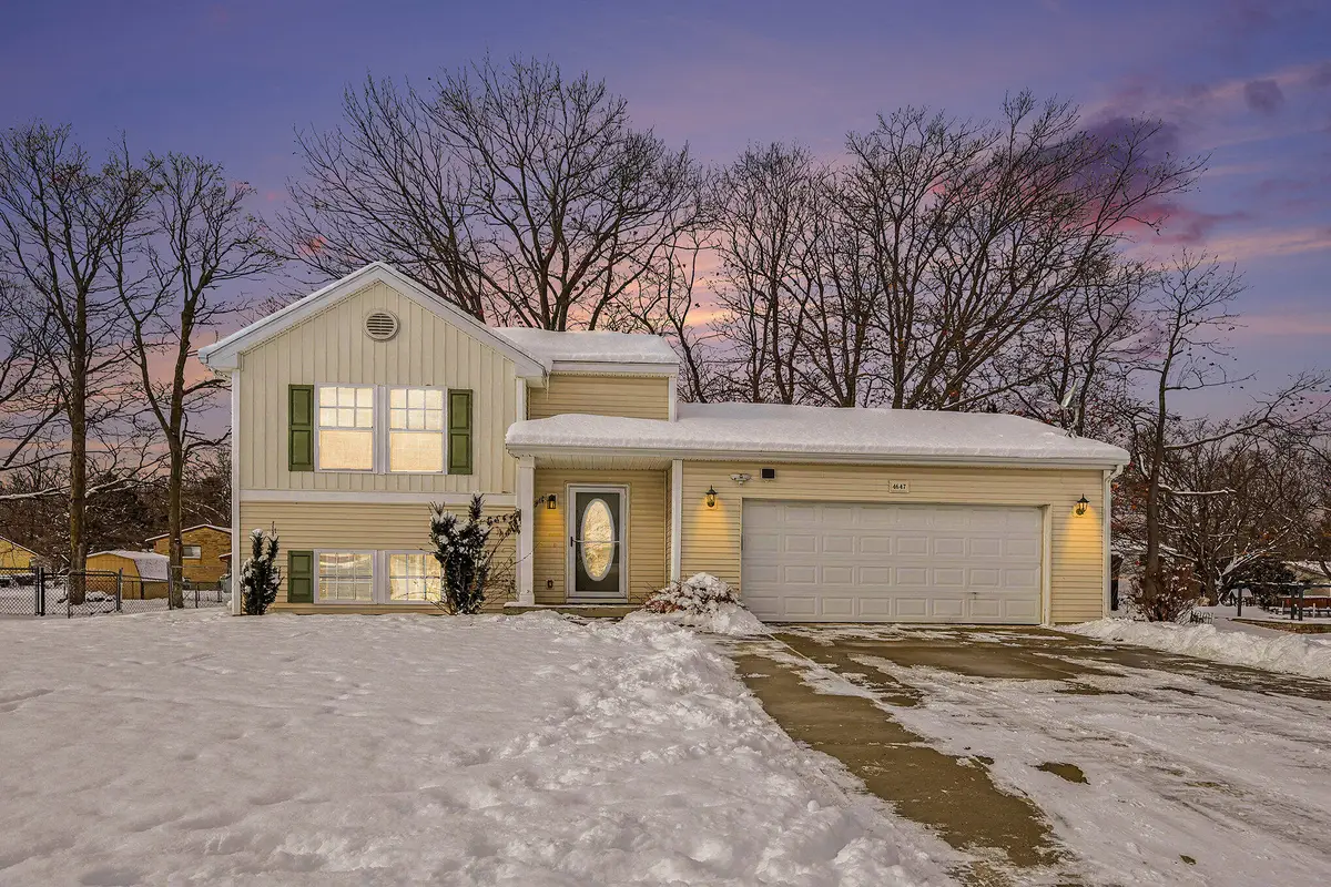 4647 Torrington Drive Se, Kentwood, MI 49512 - Image #1