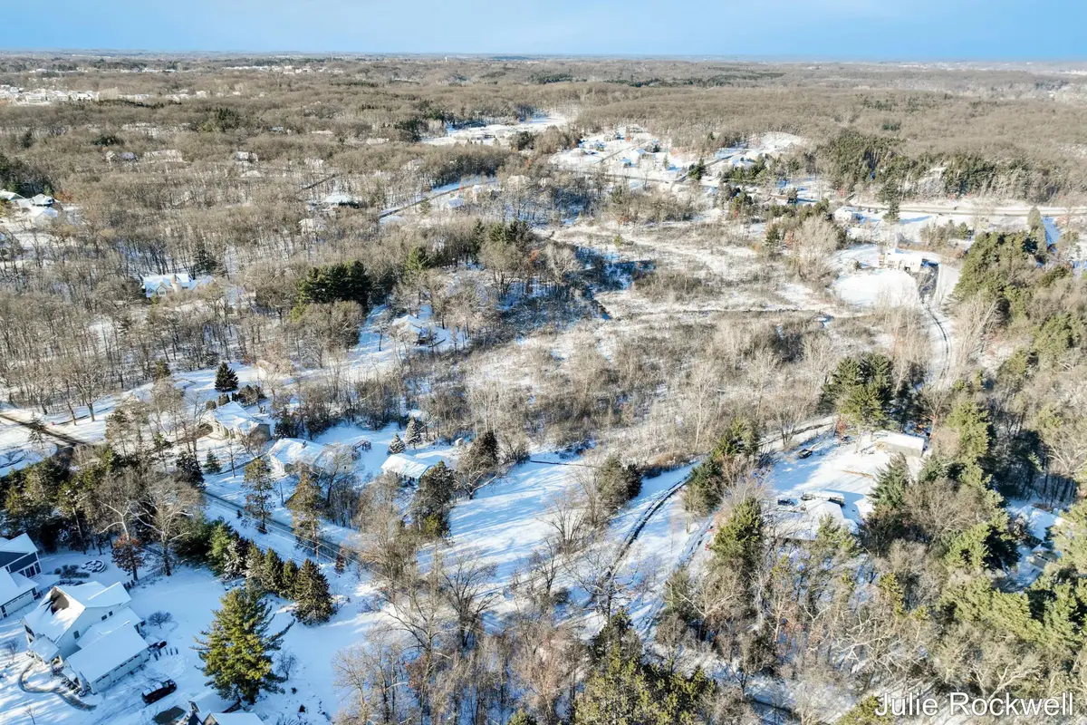 4477 Knapp Court Ne, Grand Rapids, MI 49525 - Image #1