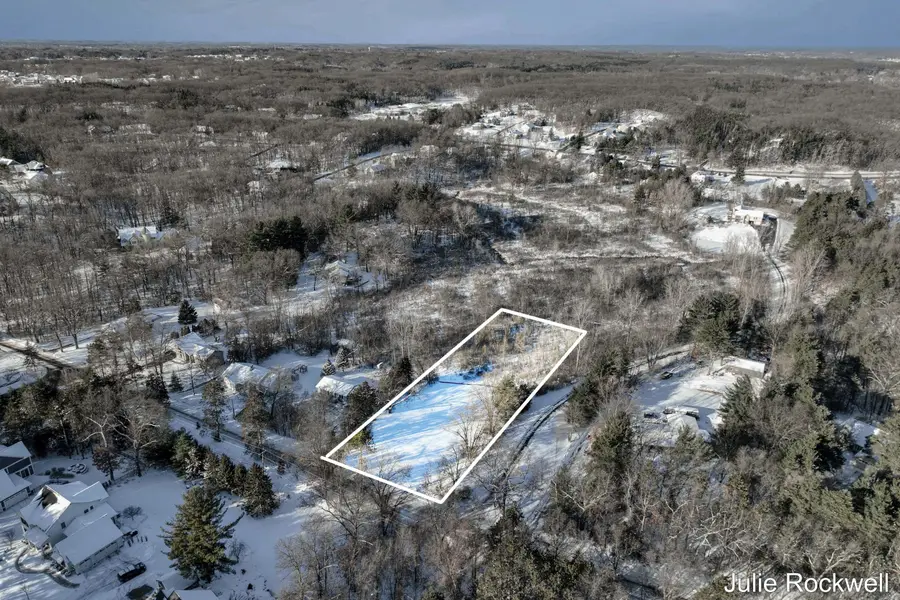 4477 Knapp Court Ne, Grand Rapids, MI 49525 - Image #2