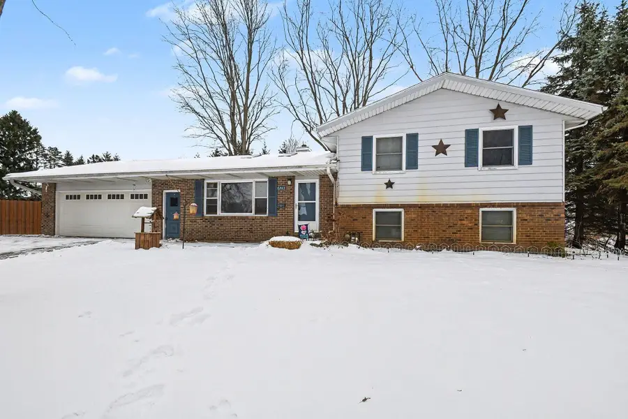 8203 Verlynda Drive, Watervliet, MI 49098 - Image #2
