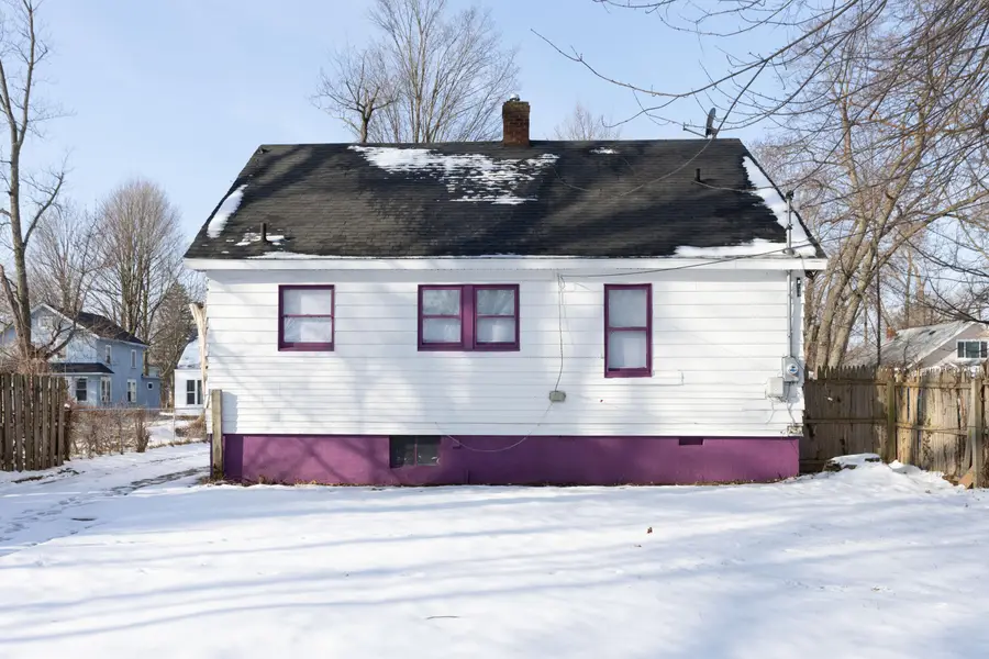 1061 Agard Avenue, Benton Harbor, MI 49022 - Image #3