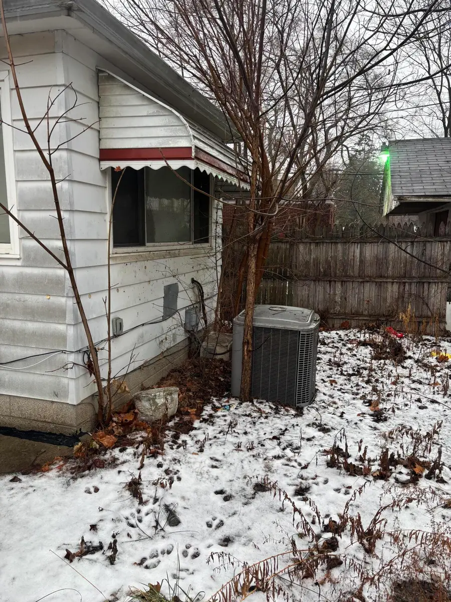15819 Manning Street, Detroit, MI 48205 - Image #2