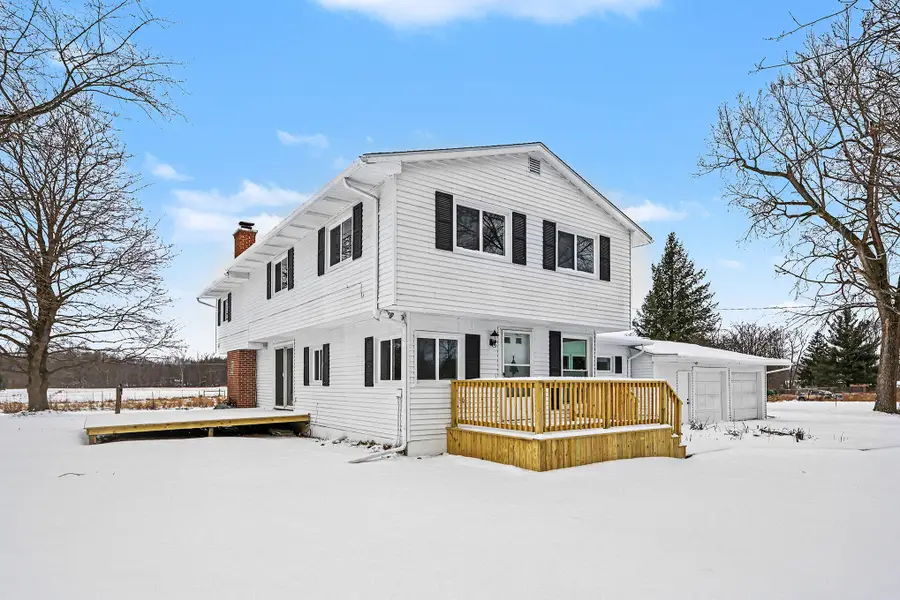 9700 Fenner Road, Perry, MI 48872 - Image #2