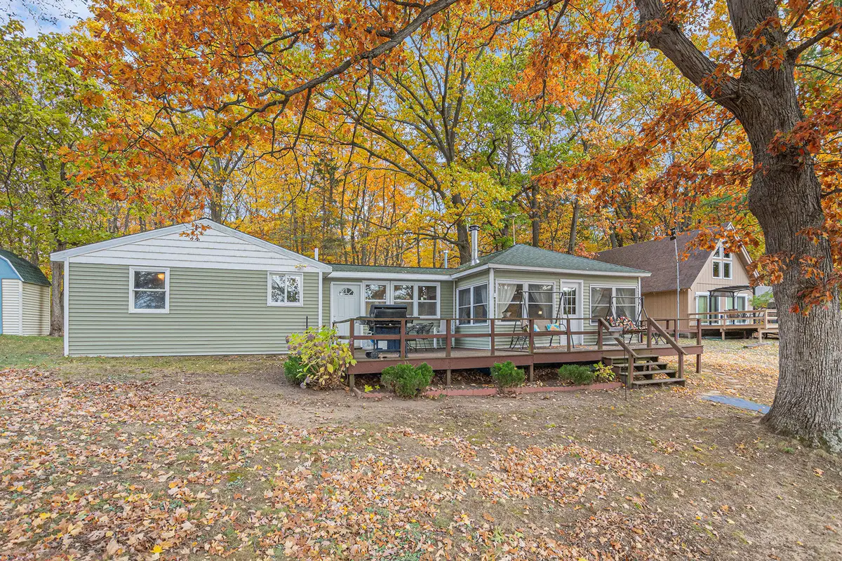 52761 Co Rd 384, Grand Junction, MI 49056 - #1