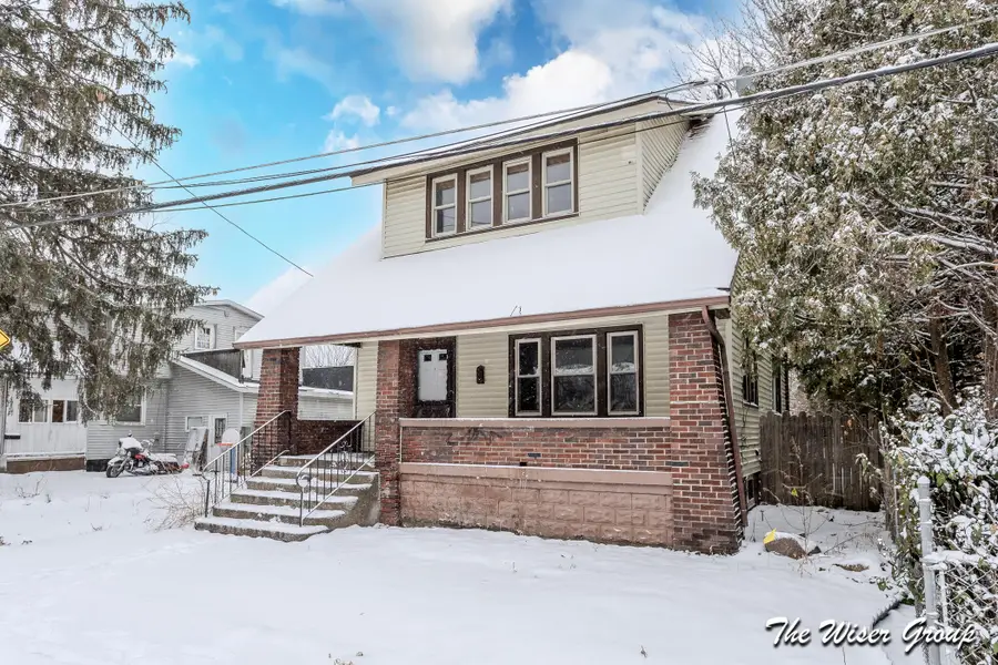 1513 Seward Avenue Nw, Grand Rapids, MI 49504 - Image #2