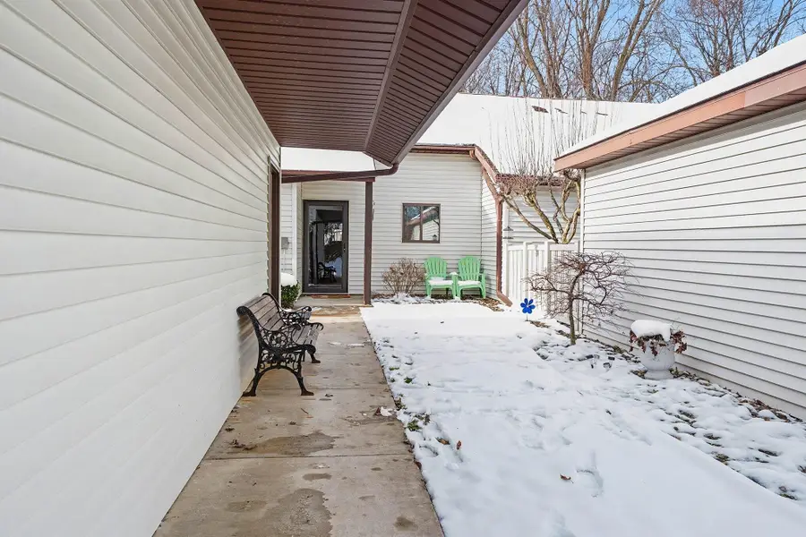 220 Christiana Drive, Niles, MI 49120 - Image #2
