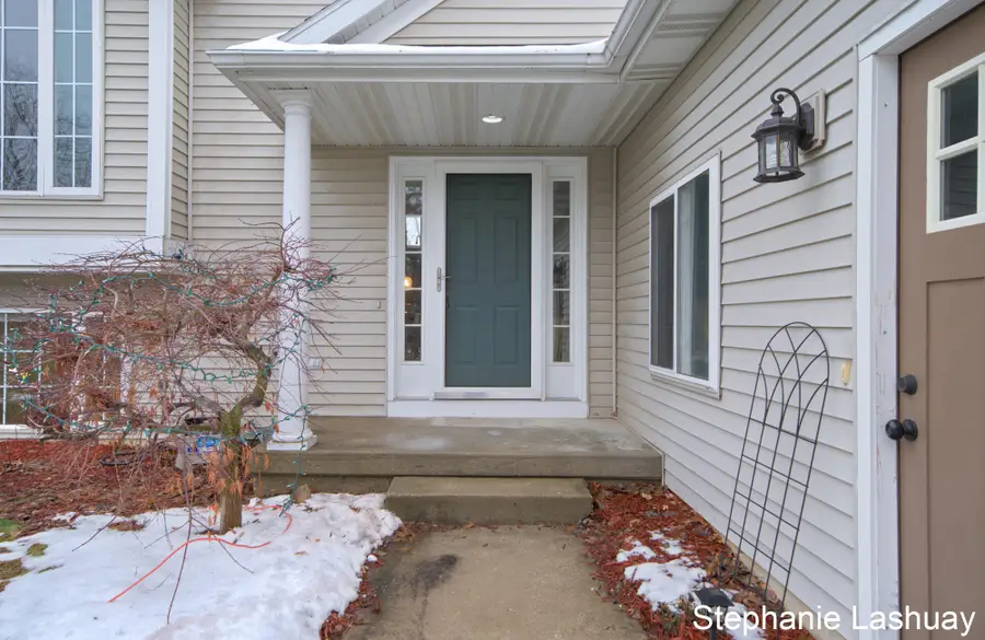 881 Maynard Nw, Grand Rapids, MI 49504 - Image #2
