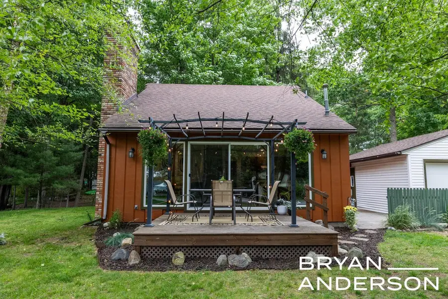 11575 Pheasant Drive, Lakeview, MI 48850 - Image #2