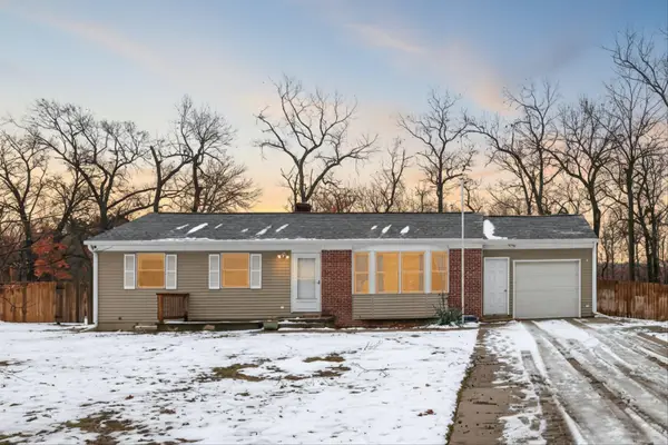 1950 Garret Drive Ne, Grand Rapids, MI 49525