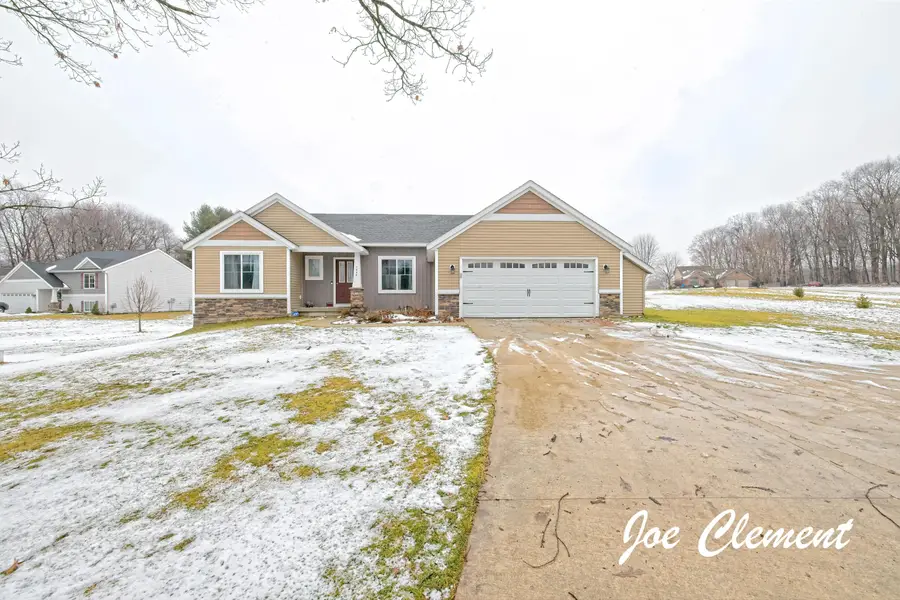 7348 17 Mile Road Ne, Cedar Springs, MI 49319 - Image #2