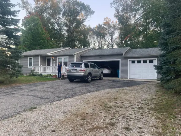 1570 Fawn Lake Drive, West Branch, MI 48661