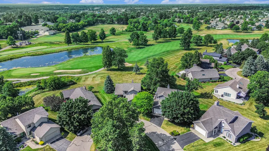 1721 Fountainview Court Se, Caledonia, MI 49316 - Image #3