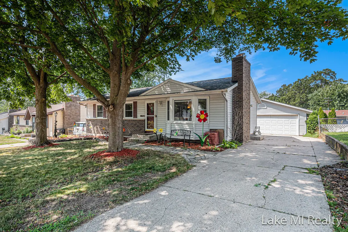 2521 Chassell Street Sw, Wyoming, MI 49519 - Image #1