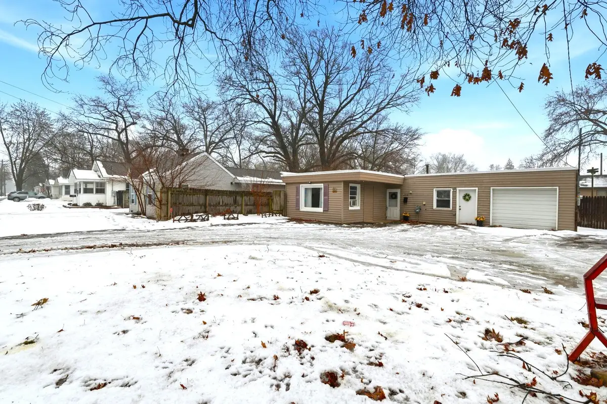 254 Holly Street Sw, Grand Rapids, MI 49548 - Image #1