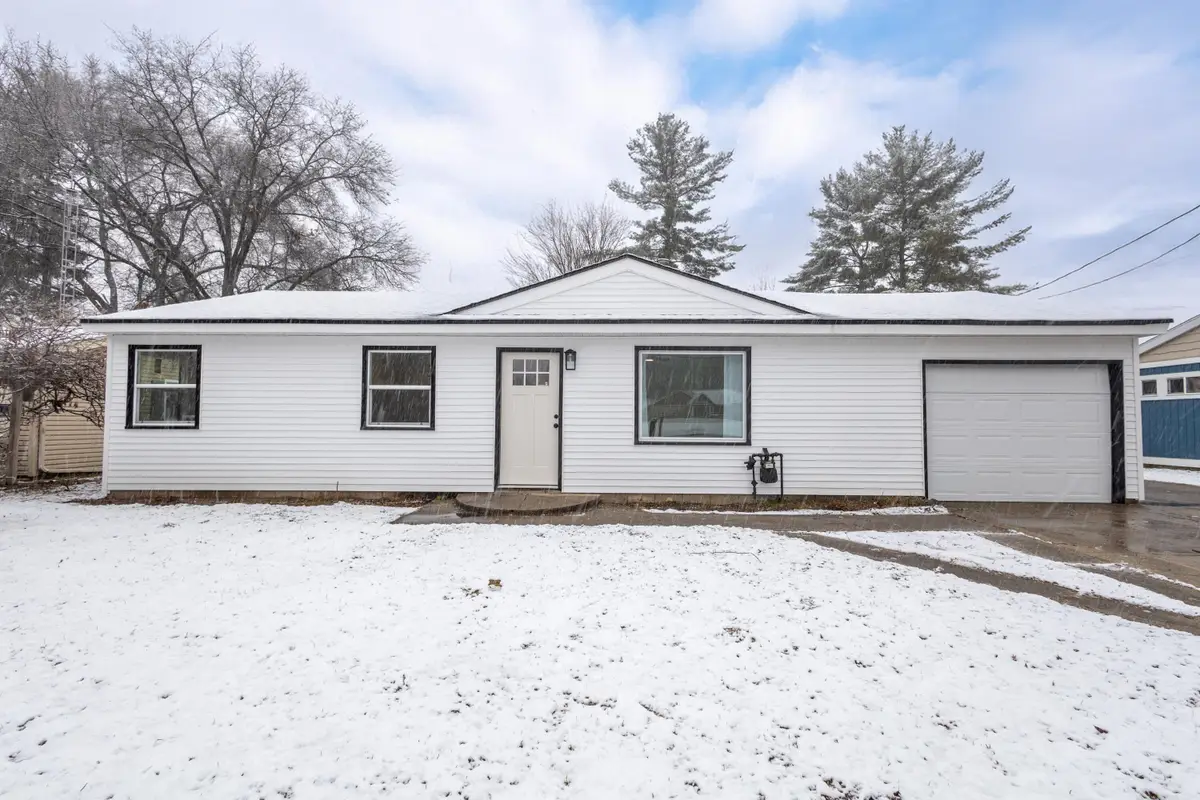 293 60th Street Se, Grand Rapids, MI 49548 - Image #1