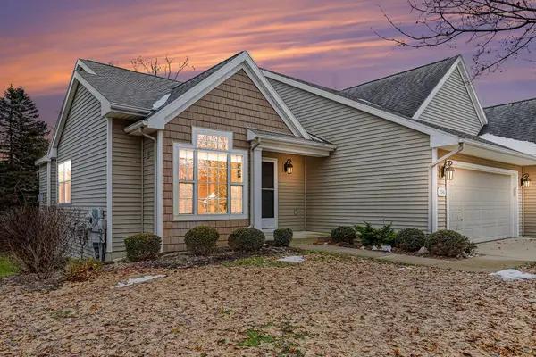 2141 Gray Oak Cove, Portage, MI 49024