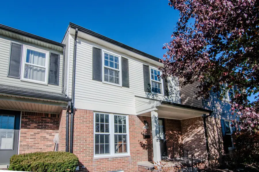 3418 Burbank Drive, Ann Arbor, MI 48105 - Image #2