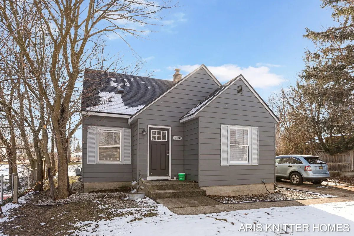 1638 32nd Street Sw, Wyoming, MI 49508 - Image #1