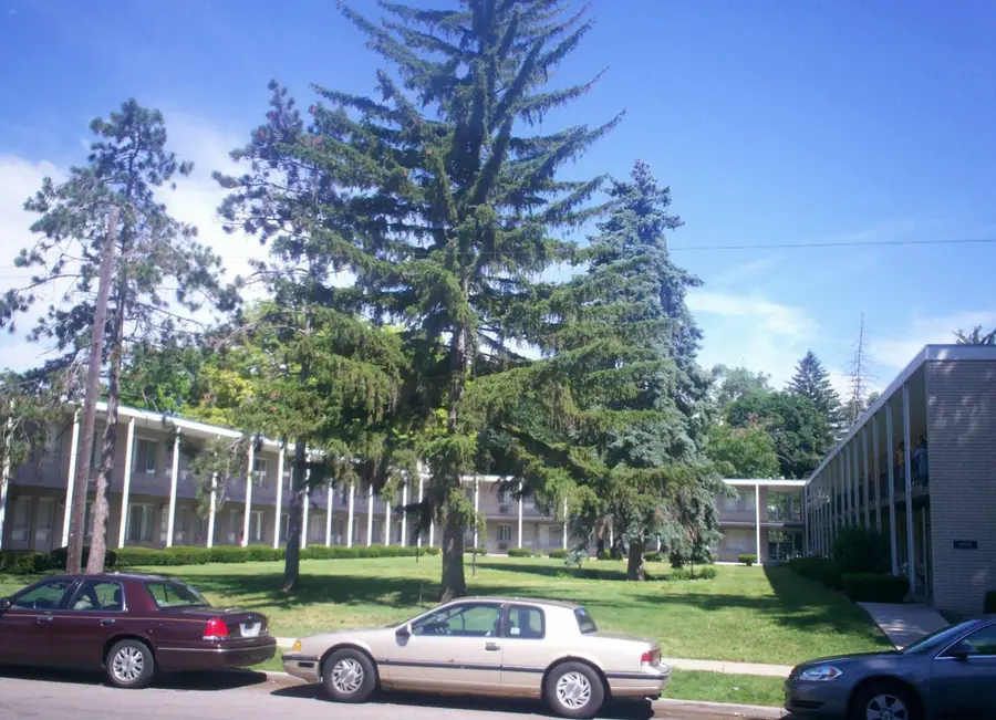 17175 Redford Street, Detroit, MI 48219 - Image #2