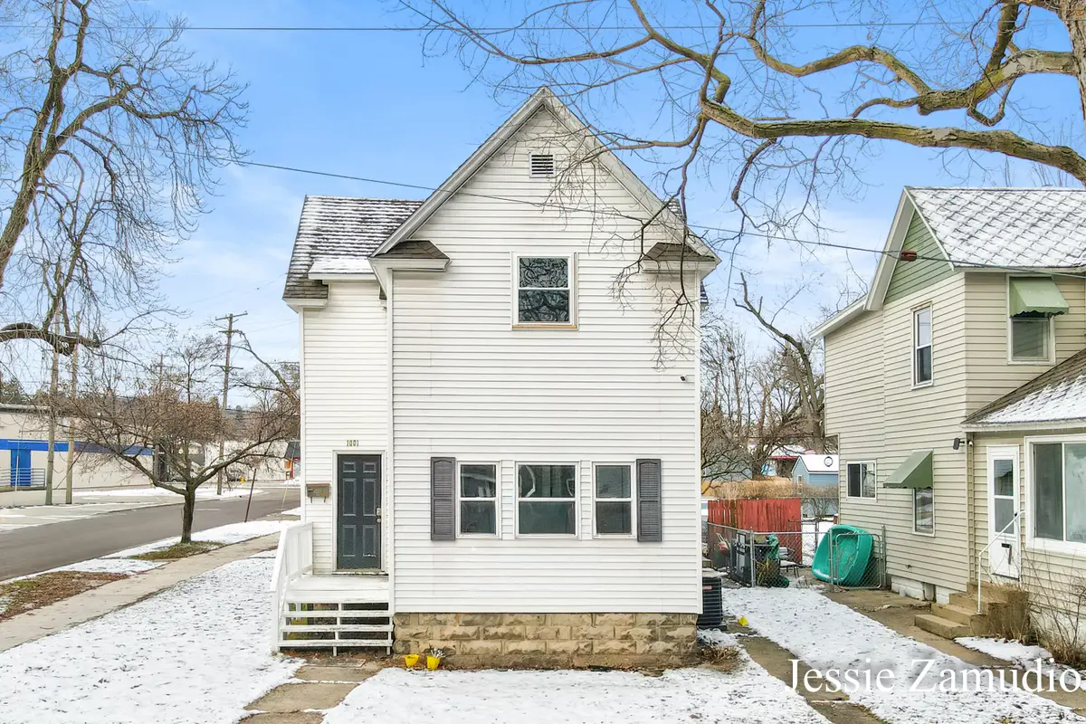 1001 Lincoln Avenue Nw, Grand Rapids, MI 49504 - Image #1