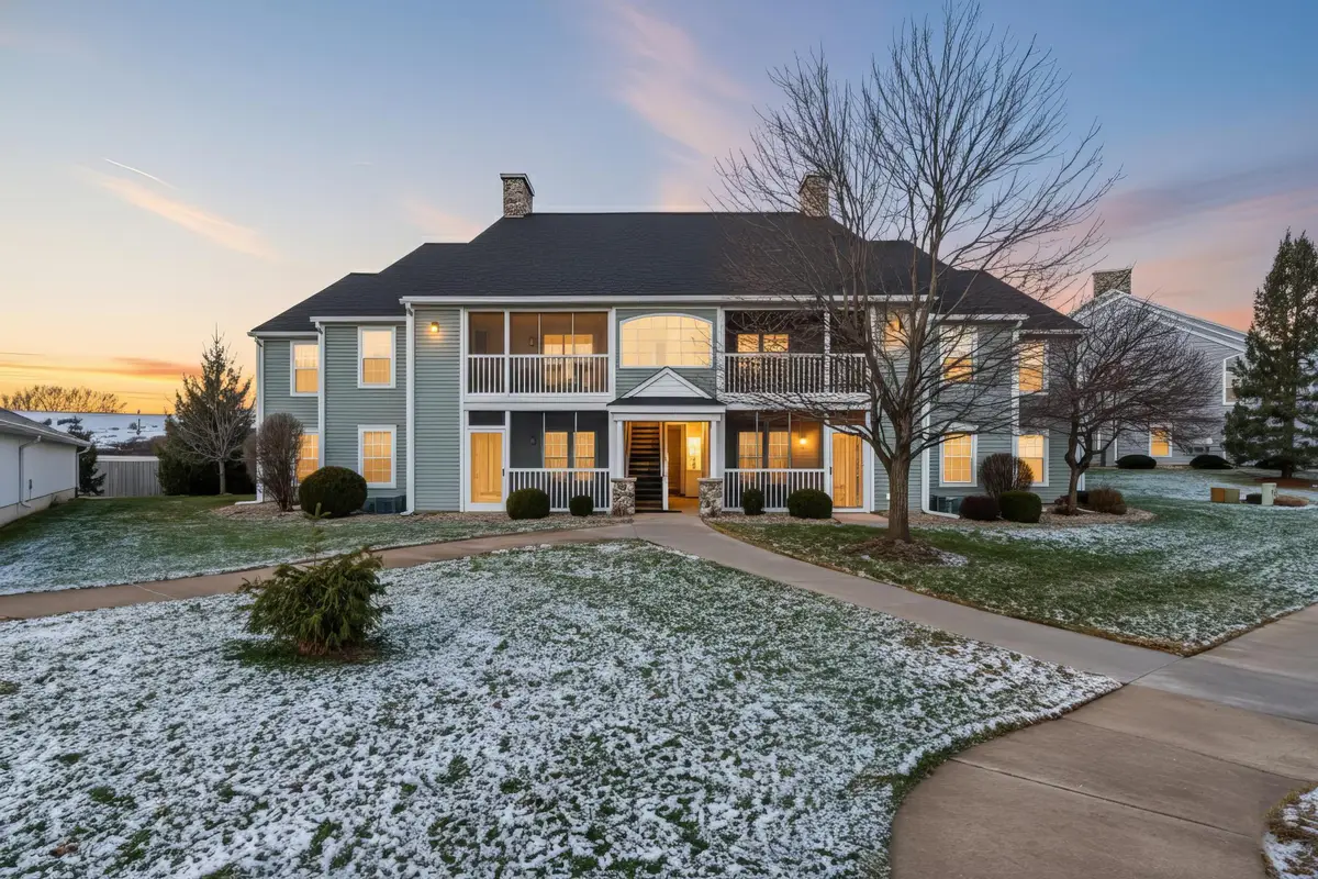 778 W Barrington Circle, Jackson, MI 49203 - Image #1