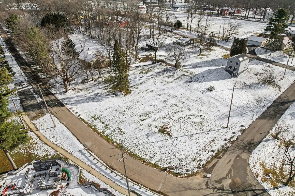 610 Montgomery Street, Marshall, MI 49068 - Image #1