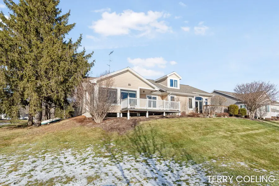 2868 Grand Isle Drive Ne, Belmont, MI 49306 - Image #2