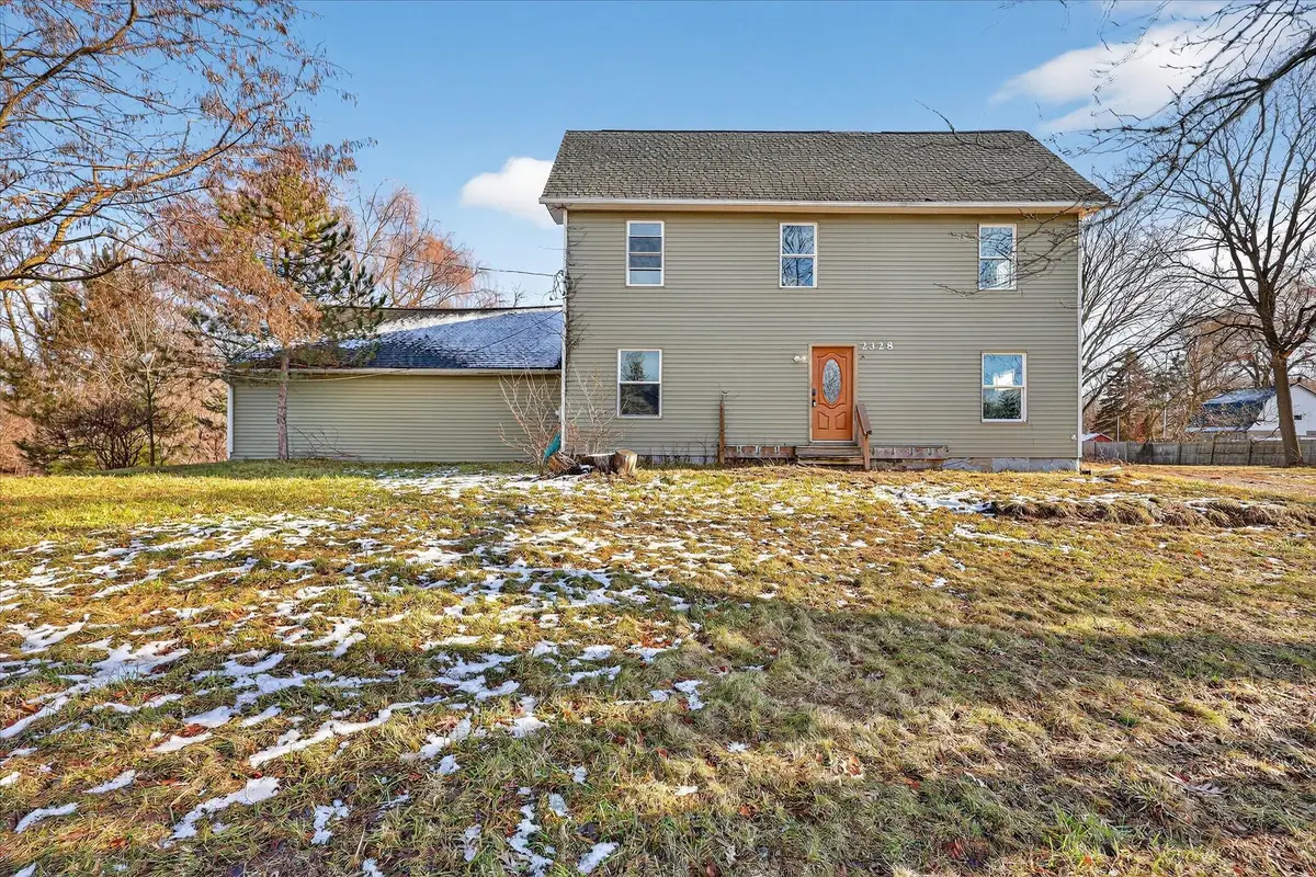 2328 Dean Lake Avenue Ne, Grand Rapids, MI 49505 - Image #1