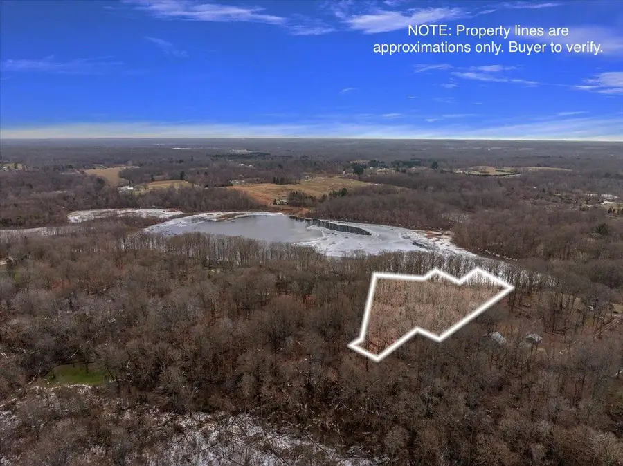 6211 Lakewood Pointe Drive, Coloma, MI 49038 - #3