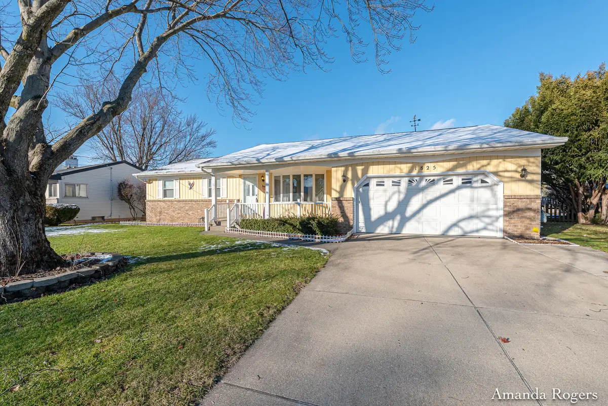 1825 Pine Bluff Se, Grand Rapids, MI 49508 - Image #1
