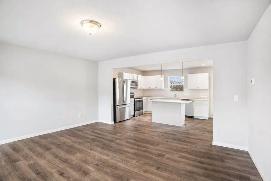 551 Needlewood Drive, Cedar Springs, MI 49319 - Image #2