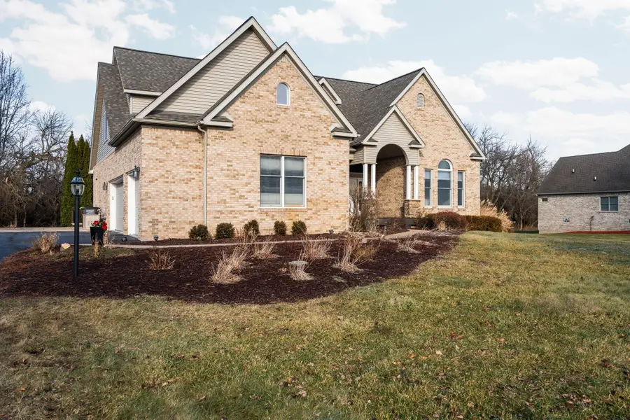 9069 Emerson Drive, Saline, MI 48176 - Image #2