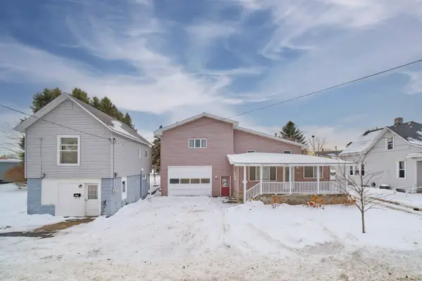 219 2nd Avenue, Manistee, MI 49660