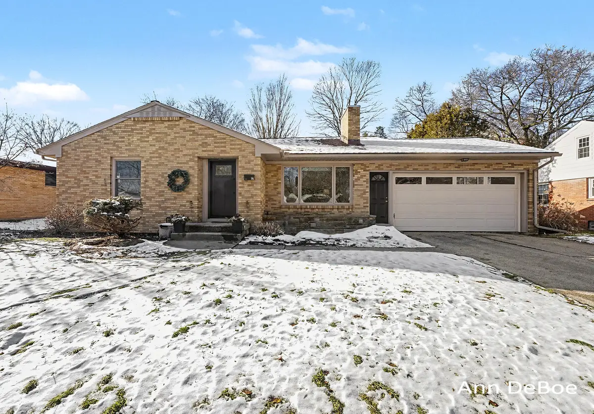 75 Oswego Street Nw, Grand Rapids, MI 49504 - Image #1