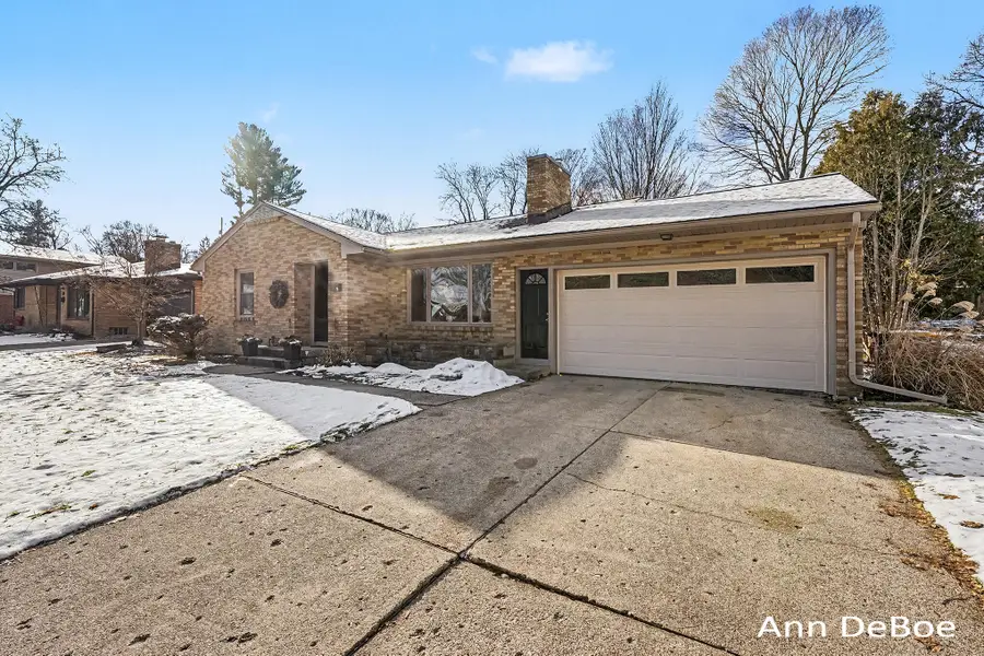 75 Oswego Street Nw, Grand Rapids, MI 49504 - Image #3